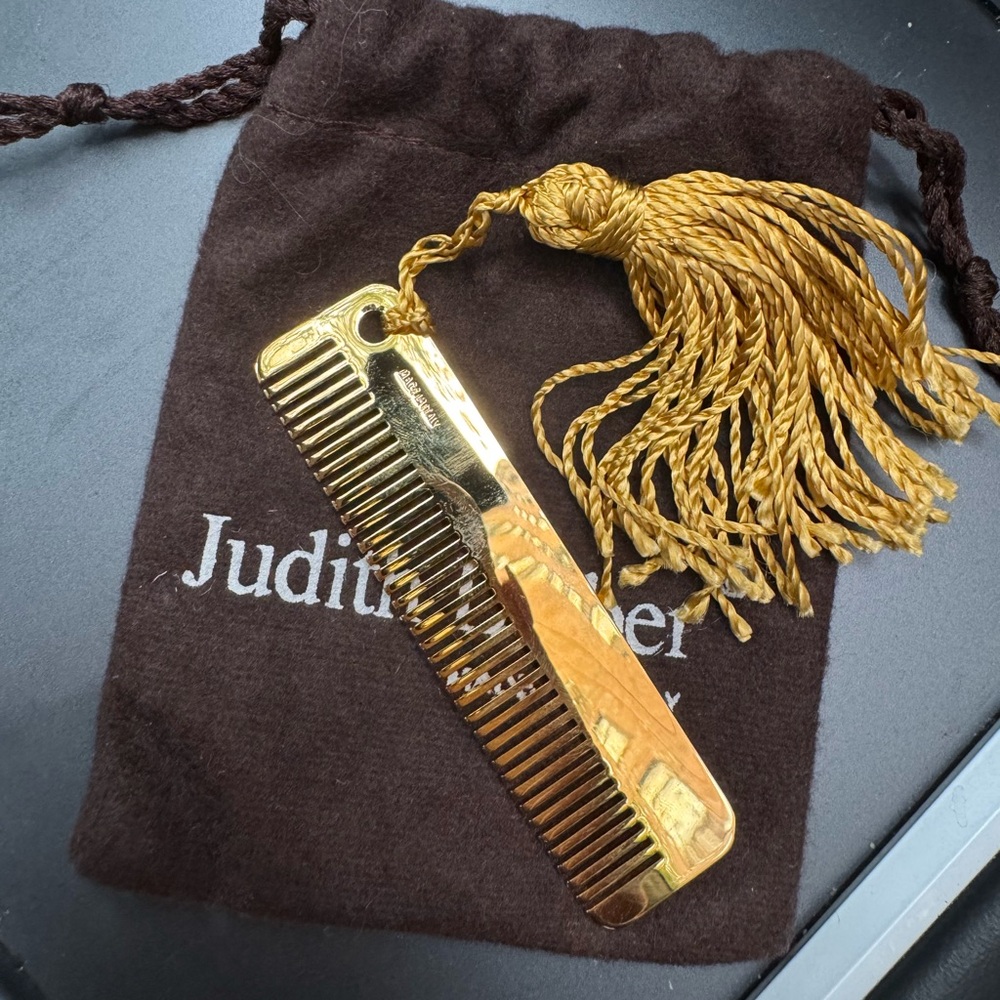 Judith Leiber Gold Comb with Brown Pouch - Picture 3 of 8